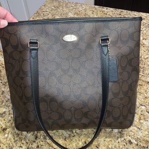Coach monogram tote
